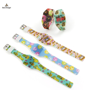 BSN Factory Direct Sell Silicone LED Light Digital Touch <strong>Watch</strong> Glow in the Dark <strong>Flash</strong> up Wristwatches Luminous <strong>Watches</strong> for Gifts - Product Image 5