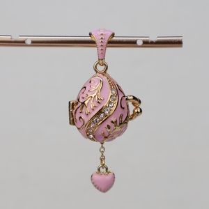 SHINNYGIFTS - Dije de <span class=keywords><strong>Huevo</strong></span> Esmaltado en Latón Chapado en Oro con Opción de Pendientes DIY, Estilo Fabergé - Product Image 5