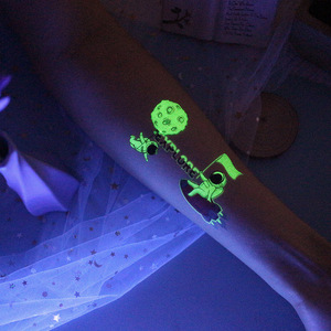 Tinta de Tatuaje Fluorescente Personalizada, Tatuaje Temporal que Brilla con Luz UV, Pegatina de Tatuaje de Neón Colorida que Brilla con Luz Negra - Product Image 6