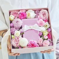 Boîte cadeau en papier pour la Saint-Valentin avec fenêtre transparente, boîte d'emballage pour fleurs, boîte à fleurs en stock