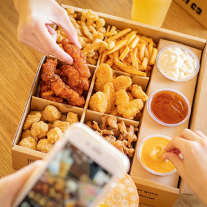 Scatola di Carta Personalizzata per Alimenti, Piccola Scatola Pieghevole in Cartone per Hamburger, Patatine Fritte, Sandwich da Asporto con Logo Stampato - Product Image 2