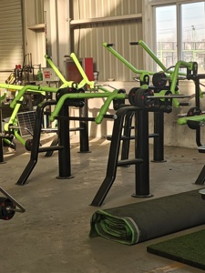 Équipement <span class=keywords><strong>de</strong></span> fitness extérieur à poids réglable, machine <span class=keywords><strong>d</strong></span>'entraînement <span class=keywords><strong>de</strong></span> force en acier galvanisé, design vert et noir - Product Image 6