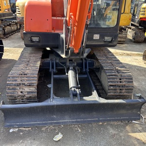 Mini-excavatrice sur chenilles Doosan DH55-V d'occasion, compacte, peu d'heures de fonctionnement, bon état, à vendre, petite excavatrice en bon état - Product Image 6