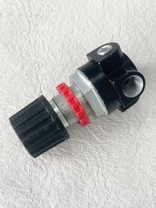 ตัวควบคุมแรงดันลมแบบนิวแมติก รุ่น SNPN-1206 ขนาดพอร์ต 1/8 นิ้ว = 12 บาร์ สำหรับแก๊ส - Product Image 3