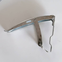 Pièces d'emboutissage personnalisées pour anneaux de verrouillage de fûts en fibre/acier/plastique, attaches, pinces, clips, boucles, supports, plaques, cadres, plateaux, charnières