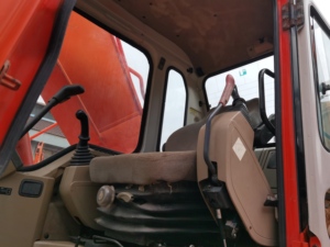 รถขุดขนาดกลาง-ใหญ่ Doosan DH300LC-7 สีเดิมคุณภาพสูง ขายในราคาถูก - Product Image 2