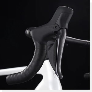 Bicicleta SAVA T1000 Di 2 7170 con Cambio Electrónico, Cuadro de Carbono, Ofrece Rendimiento Ligero y Durabilidad - Product Image 2