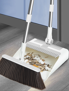 Ensemble de nettoyage ménager 3 en 1 neuf en gros, balai intégré, pelle à poussière avec rouleau anti-peluche, outils de nettoyage pour la chambre à coucher - Product Image 3