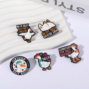 <span class=keywords><strong>In</strong></span> My Silly Goose Era Épingle en émail dans une humeur idiote Goosey Certifié Oie idiote Broche drôle Badge de revers Bijoux Cadeaux pour amis - Product Image 2