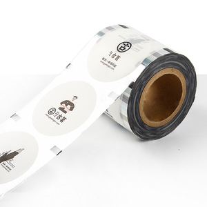 Tasse à thé à bulles en plastique imprimé de qualité alimentaire personnalisé rouleau de <span class=keywords><strong>film</strong></span> d'étanchéité BOPP gobelet en papier PET pour café eau minérale Boba - Product Image 2
