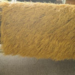 Rouleaux de chaume synthétique imperméable de haute qualité, personnalisables, pour la décoration de toits de bars Tiki et l'aménagement paysager - Product Image 4