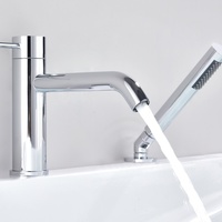 Mitigeur de baignoire cylindrique à col courbé 2 trous avec levier supérieur et douchette cylindrique ovale, finition chrome poli