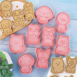 En gros 8Pcs Chien Cookie Cutter Avec Piston Timbres En Plastique De Qualité Alimentaire 3D Chiot Forme Mignon <span class=keywords><strong>Biscuit</strong></span> Moule Couleur Boîte Pour Cookie - Product Image 2