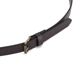 Cinturón de Cuero Genuino Color Café con Hebilla Rectangular de Cobre, Duradero para Uso Casual - Product Image 3