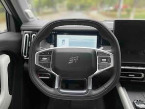 JETOUR SHANHAI MOUNTAIN&SEA T1 2024 USADO, 1.5TD DHT 150KM, EN CAMINO <span class=keywords><strong>HACIA</strong></span> EL MAR, 5 PUERTAS, 5 ASIENTOS, SUV COMPACTO PHEV, PLATEADO SOBRE GRIS - Product Image 5