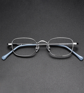 Jiojew <span class=keywords><strong>Lunettes</strong></span> de vue personnalisées pour femmes, <span class=keywords><strong>lunettes</strong></span> de vue pour adolescents, myopie, <span class=keywords><strong>lunettes</strong></span> optiques en titane sur ordonnance pour petits visages - Product Image 2