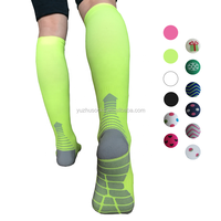 Chaussettes de sport à compression graduée pour hommes, personnalisées, pour l'automne, le basketball, la course à pied, l'entraînement et la récupération, hauteur genou, 20-30 mmHg