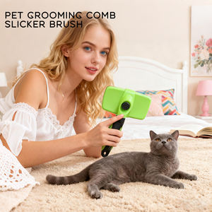 Pettine di Alta Qualità Ecologico per Rimozione Peli di Cani e Gatti in Acciaio Inox e Plastica Strumento per Toelettatura Animali con Funzione Massaggio Multicolore - Product Image 6
