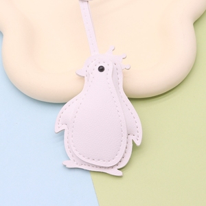 حقيبة على شكل البطريق قلادة سحر بو الجلود حقيبة يد شنقا الديكور جميل كيشين كيشين الهدايا الشعبية الساحرة - Product Image 4