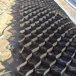 Géocell en HDPE noir flexible pour la protection des pentes - <span class=keywords><strong>Stabilisateur</strong></span> de <span class=keywords><strong>gravier</strong></span> léger et écologique avec une durée de vie de 10 à 30 ans - Product Image 6