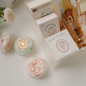 Bán Buôn Biểu Tượng Tùy Chỉnh Đám Cưới Nhiều Màu Nến Thơm Đậu Nành Paraffin Sáp Tăng Hình Hương Thơm Nến Nến Thơm - Product Image 3