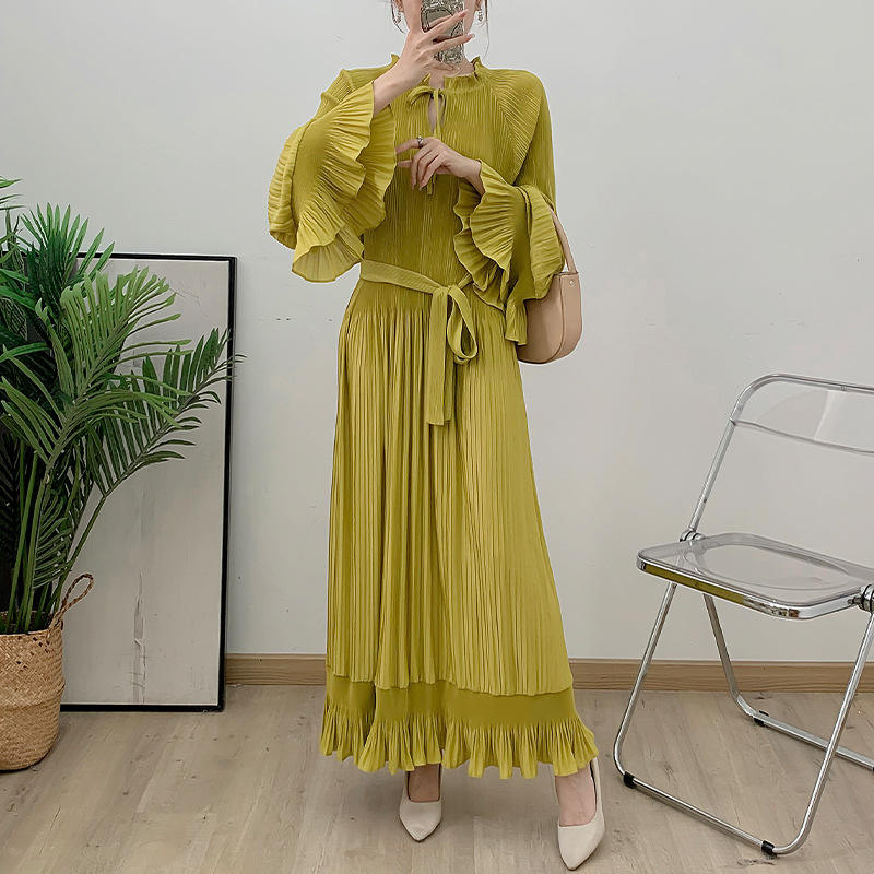 สีเหลือง