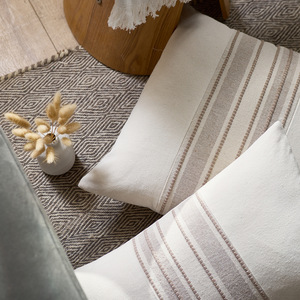Sarung Bantal Dekoratif Linen Motif Garis Hitam dan Beige untuk Sofa, Kursi, Kamar Tidur, Dekorasi Rumah - Product Image 4