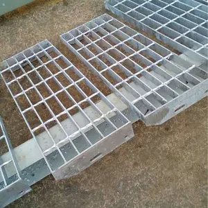 Металлическая оцинкованная стальная решетчатая Крышка для дренажа из строительных материалов