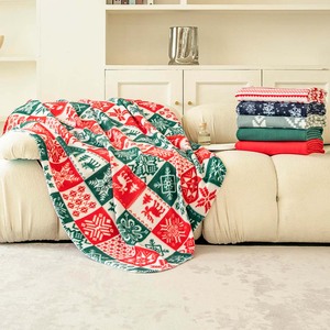 Tùy chỉnh thiết kế phẳng quay màn hình in ấn mô hình giáng sinh chống Đóng cọc cực Fleece Chăn với in logo - Product Image 4