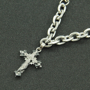 Hot Selling Sweet Cool Exquisite Design <b>Titanium</b> Steel Cross Pendant Necklace Personalized Women's Necklaces Fashion Jewelry - Product Image 3