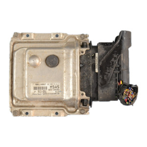 Placa de Computadora de Motor ECU ECM de Desguace de Segunda Mano Para HYUNDAI i30 VERNA ACCENT RIO 39131-2B561 ME17.9.11.1 - Product Image 1