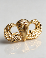 Insignia Metálica Personalizada 3D con Relieve de Ala de Paracaídas Antigua - Aleación de Zinc Chapada en Oro/Níquel para