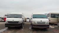 Mini-bus d'occasion Hiace 11-15 sièges de marque Jinbei pour le marché africain