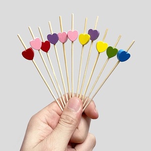Brochettes en bambou en forme de cœur, 12 cm, jetables, pour desserts, cocktails, décoratives - Product Image 2