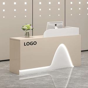 Mostrador de Caja Registradora Moderno y Minimalista EMMA para Tienda de Ropa y Salón de Belleza - Product Image 5