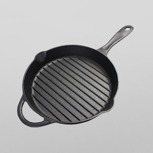 Poê<span class=keywords><strong>le</strong></span> à frire ronde de 10 pouces en forme de côtes en fonte émaillée rouge <span class=keywords><strong>pour</strong></span> <span class=keywords><strong>le</strong></span> camping Poê<span class=keywords><strong>le</strong></span> à frire ronde en fonte verte émaillée - Product Image 3