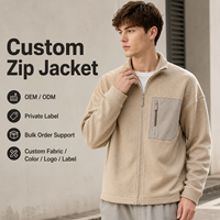 Veste de sport athlétique pour homme en maille gaufrée beige, col montant zippé avec poche poitrine contrastante, vente en gros