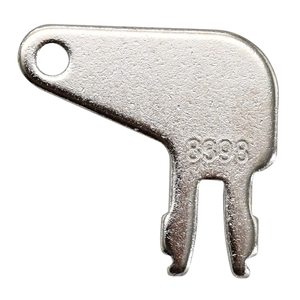 High Quality Excavator Bucket Key Chain 8H5306 5P8500 Metal <b>Keyring</b> for CAT Excavator Parts <b>Mini</b> Construction Machinery Model - Product Image 5