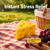 Balle anti-stress en forme de fromage, lot de 2, en caoutchouc souple, jouet sensoriel alimentaire de simulation pour enfants, adultes, bureau, école, cadeaux pour soulager le stress quotidien