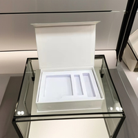 Boîtes de parfum de marque personnalisée pour les ensembles d'échantillon de parfum Boîtes cadeaux rigides gaufrage papier couché de stratification mate pour l'expédition