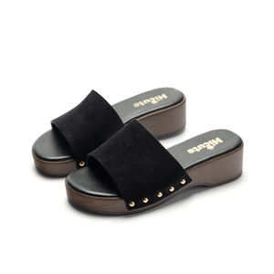 Sandali con Zeppa in Tessuto Nero per Ragazze con Borchie Dorate, Ciabatte Estive con Cinturino Posteriore, Pantofole con Piattaforma alla Moda per Uso Quotidiano Casual - Product Image 1