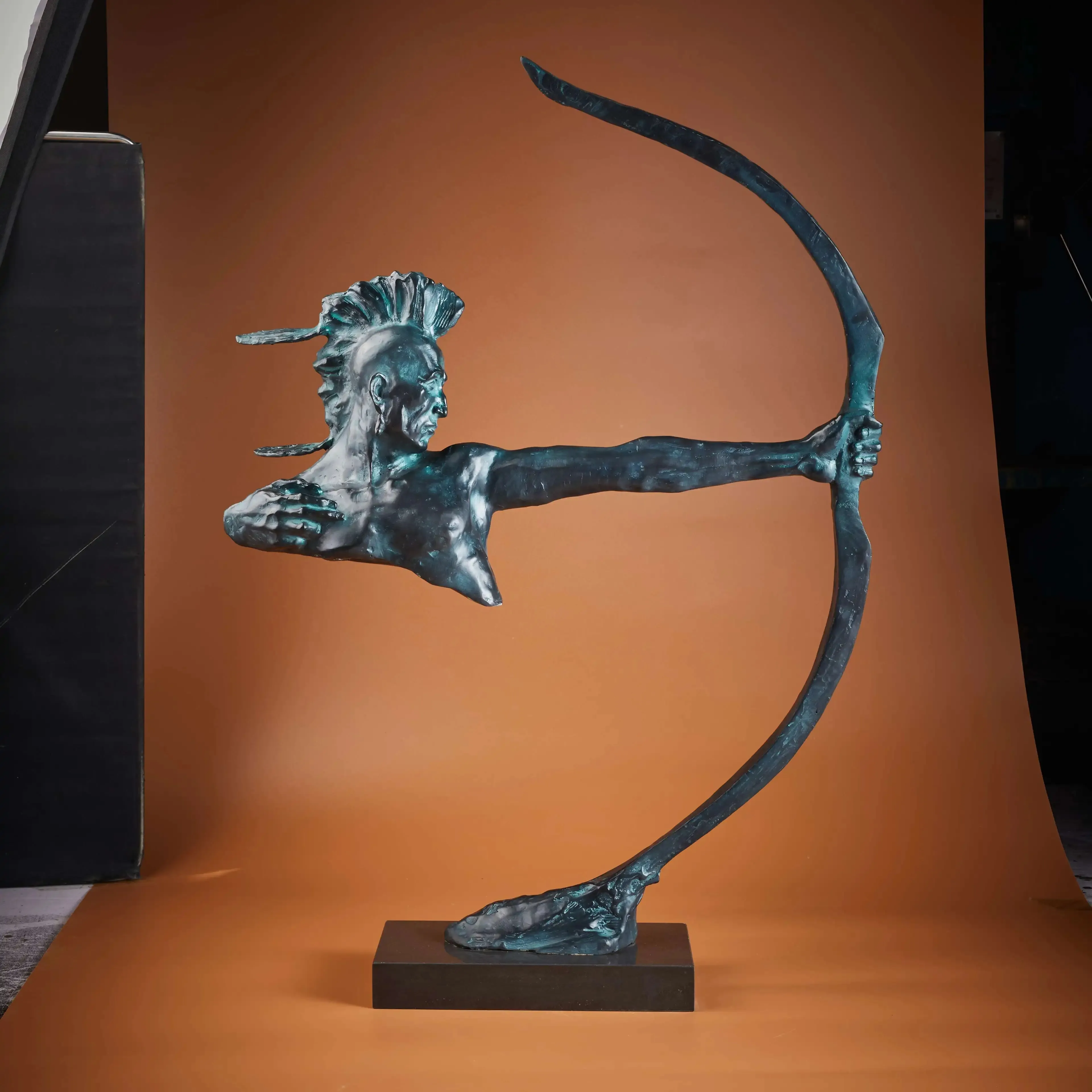 Trang trí nội thất món quà figurine MOHAWK trưởng trừu tượng đồng điêu khắc đồng nghệ thuật Ấn Độ Archer tượng