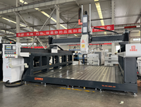 Vente flash : Machine de fraisage CNC à 3 axes haute capacité pour l'usinage de blocs composites de grande dimension dans l'aérospatiale