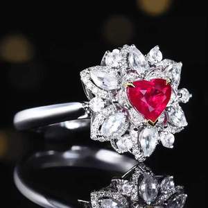 Anillo de rubí natural con diamantes pavé completos, rubí de sangre de paloma sin calentar de 1.12 quilates, conjunto de oro de 18 quilates con 884 diamantes, joyería de boda de alta gama - Product Image 2