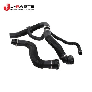 ท่อหรือสายยาง (สำหรับถังพักน้ำหม้อน้ำ) เครื่องยนต์สำหรับโตโยต้า ไฮเอซ LH103 ปี 1993-1998 16472-54215 85338-54190 - Product Image 3