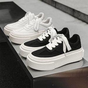 Zapatillas Minimalistas de Verano 2026 para Hombre con Suelas de Lona Más Gruesas y Transpirables y Material Suave para Aumentar la Altura del Pie - Product Image 2