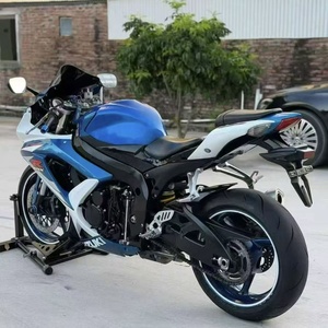 Motocicleta Deportiva Suzuki GSX600 Usada en la UE, Motor de Gasolina de 599cc, Cuatro Cilindros en Línea, Refrigeración Líquida, Suspensión Showa, Frenos ABS, Alta Velocidad - Product Image 6