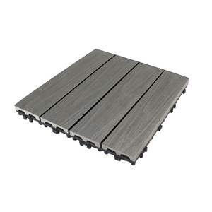 DIY WPC 300*300mm Azulejos <span class=keywords><strong>de</strong></span> jardín Diseño contemporáneo Peel Stick Decking Azulejos <span class=keywords><strong>de</strong></span> madera Hecho en China Azulejos <span class=keywords><strong>de</strong></span> plástico para exteriores - Product Image 2