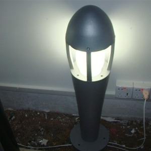 Lámpara de Jardín de Aluminio con LED para Exteriores, con Garantía de 3 Años - Product Image 1