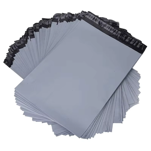 Sacs d'expédition auto-adhésifs blancs épais personnalisés paquet d'emballage de colis vinyle en rouleau en vrac pochettes postales de Miller - Product Image 6